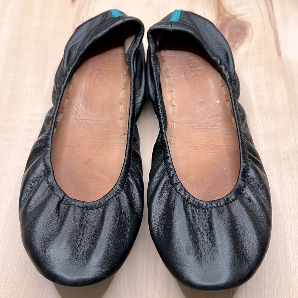 Tieks Black 7